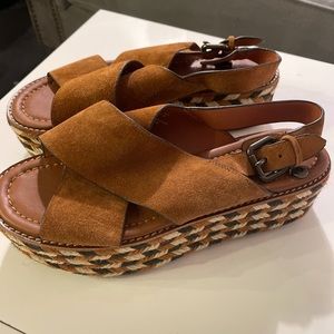New coach platforms